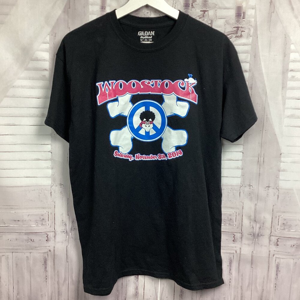 Woodstock One Night of Paws, Love and Music 2014 T-shirt M